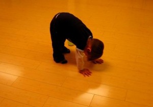 KIDS DOWNWARD DOG